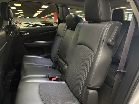 Used 2019 Dodge Journey Crossroad w/ Nav & Sun Group image 46