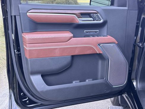 Used 2026 GMC Sierra 1500 Denali Ultimate image 17