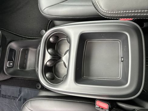 New 2026 Chrysler Pacifica Select image 27