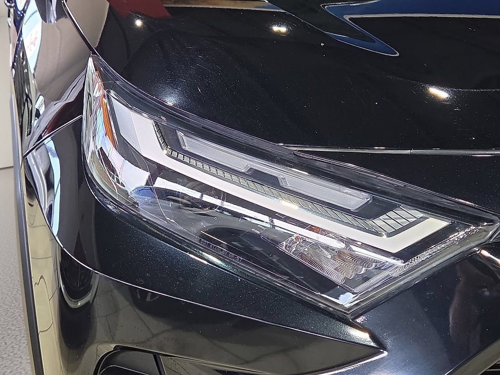 Certified 2025 Toyota RAV4 XLE Premium FWD image 7