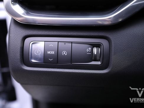 New 2026 GMC Acadia Elevation image 16