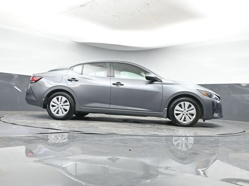 Used 2024 Nissan Sentra S image 37