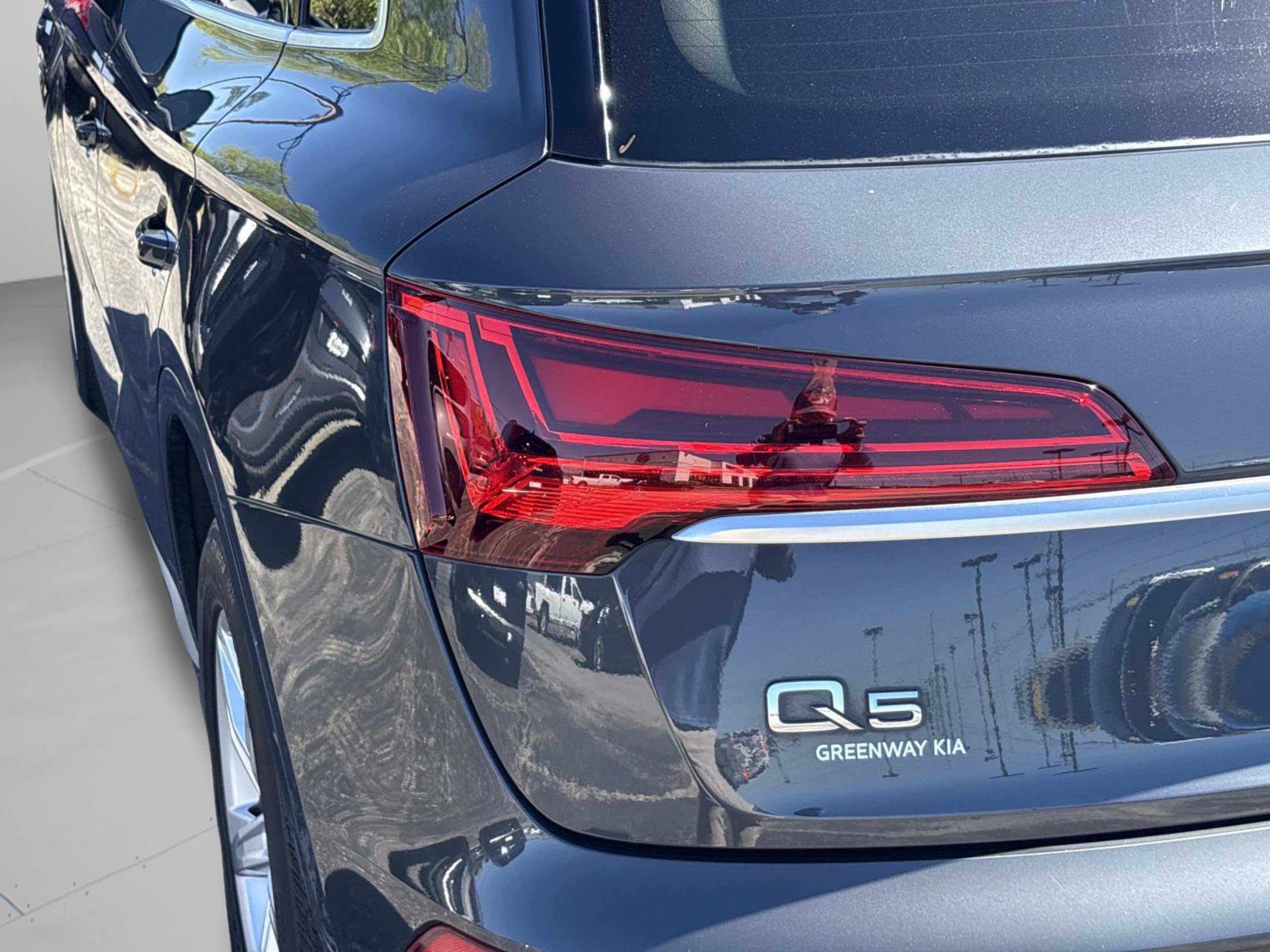 Used 2021 Audi Q5 2.0T Premium w/ Convenience Package AWD/4WD image 36