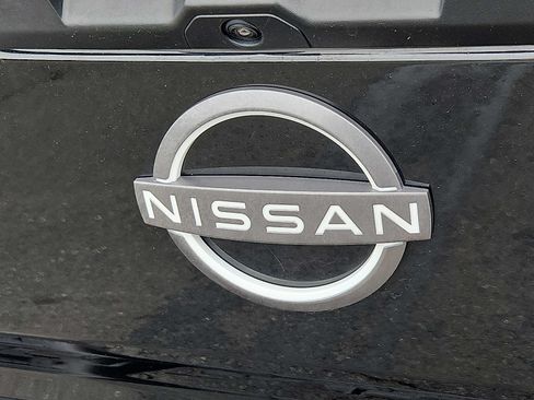 Used 2023 Nissan Frontier SV w/ Midnight Edition Package AWD/4WD image 28