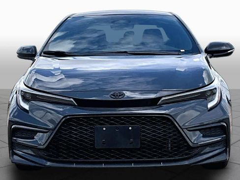 Used 2025 Toyota Corolla SE FWD image 4
