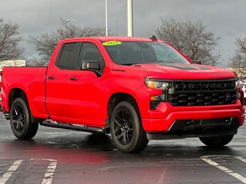 Used 2025 Chevrolet Silverado 1500 Custom w/ Rally Edition image 2