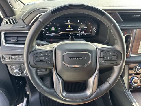 Used 2023 GMC Yukon XL Denali Ultimate image 22