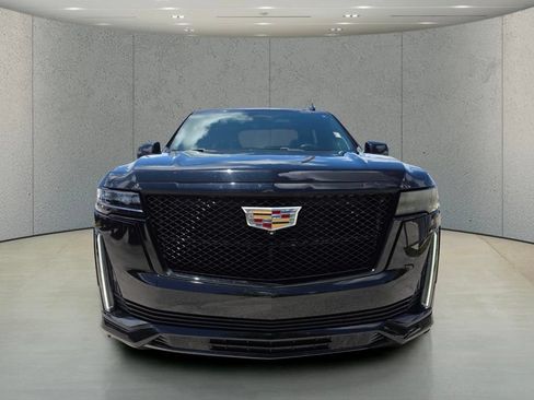 Used 2021 Cadillac Escalade Sport Platinum RWD image 12