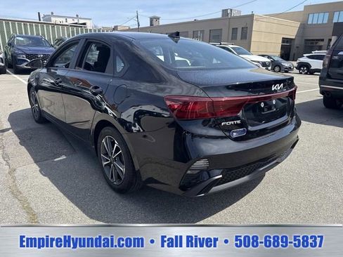 Used 2023 Kia Forte LXS FWD image 7