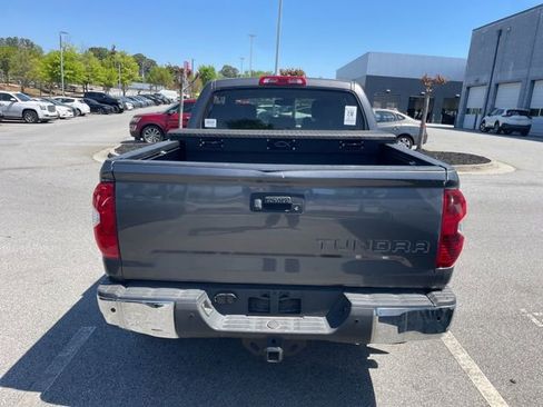 Used 2019 Toyota Tundra Platinum image 3
