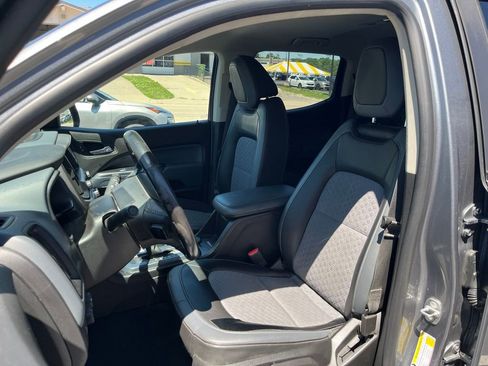 Used 2019 Chevrolet Colorado Z71 AWD/4WD image 23