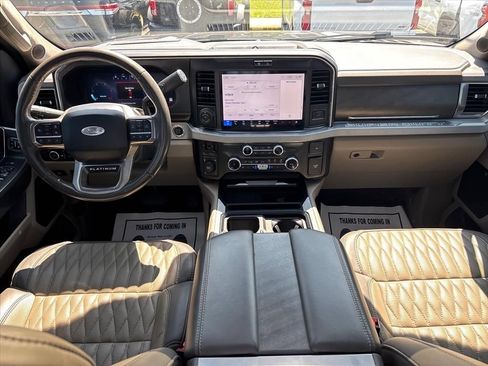 Used 2025 Ford F250 Platinum w/ Platinum Plus Package AWD/4WD image 22