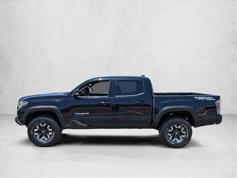 Used 2021 Toyota Tacoma TRD Off-Road w/ Technology Package RWD image 9