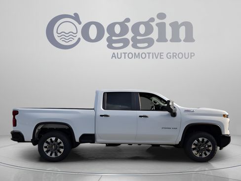 New 2026 Chevrolet Silverado 2500 Custom w/ Custom Value Package AWD/4WD image 6