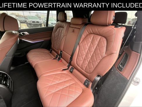 Used 2025 BMW X7 xDrive40i w/ M Sport Package AWD/4WD image 27