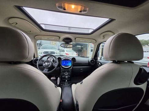 Used 2013 MINI Cooper Paceman S image 9