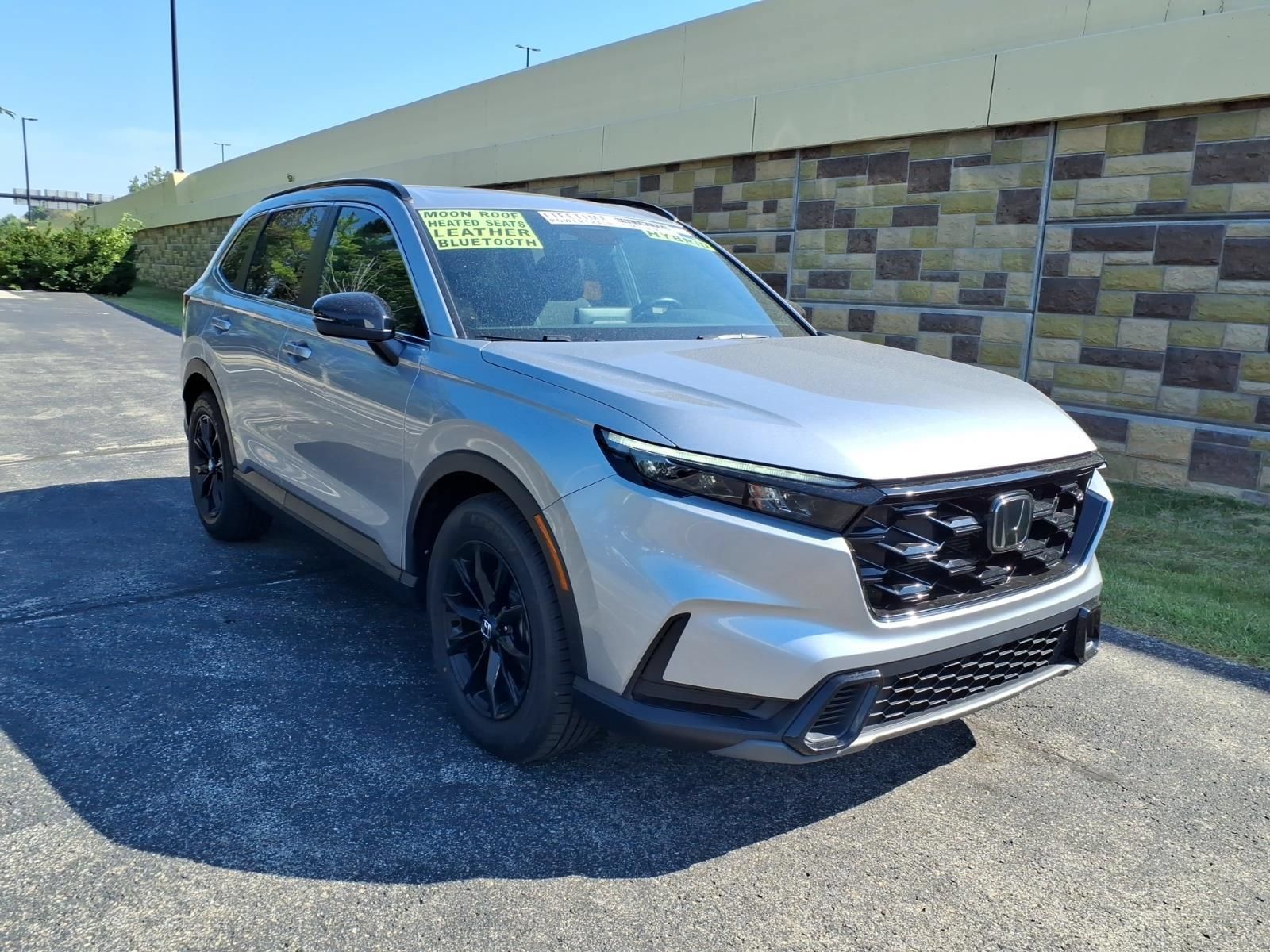 Used 2024 Honda CR-V Sport image 2