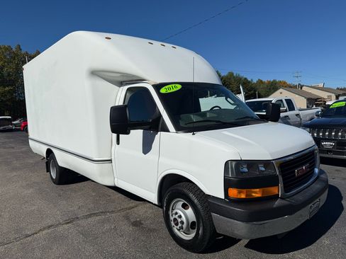 Used 2016 GMC Savana 3500 image 15