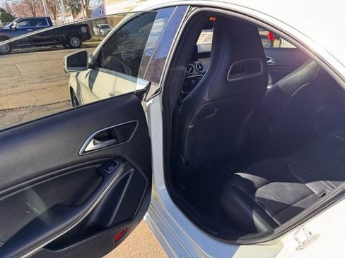 Used 2015 Mercedes-Benz CLA 250 4MATIC image 18