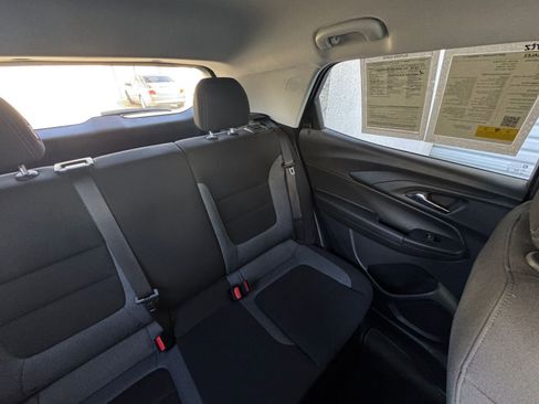 Used 2025 Chevrolet TrailBlazer LT image 35