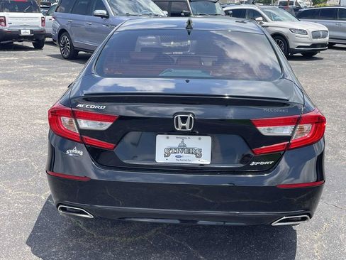 Used 2021 Honda Accord Sport image 4