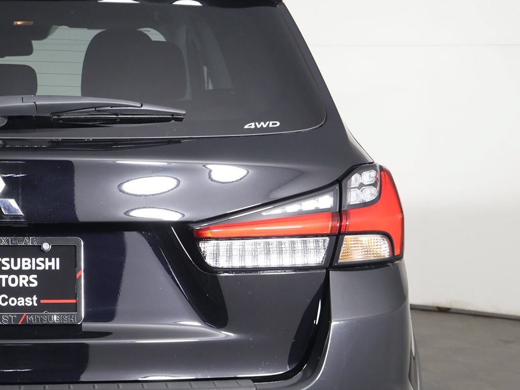 New 2027 Mitsubishi Outlander Sport ES AWD/4WD image 13