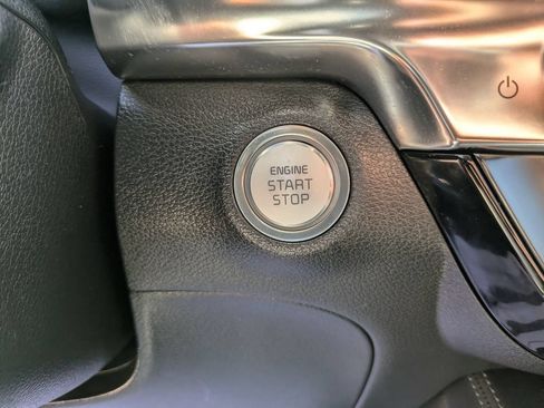 Certified 2022 Kia Telluride EX FWD image 28