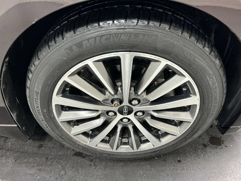 Used 2020 Lincoln MKZ AWD w/ Convenience Package image 8