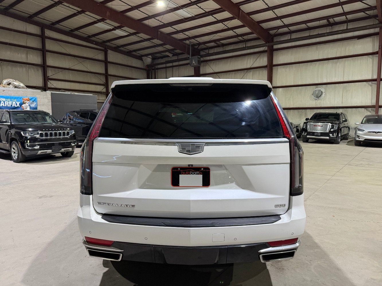 Used 2022 Cadillac Escalade Luxury AWD/4WD image 6