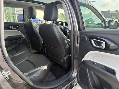 Used 2022 Jeep Compass Limited w/ Sun and Sound Group AWD/4WD image 14