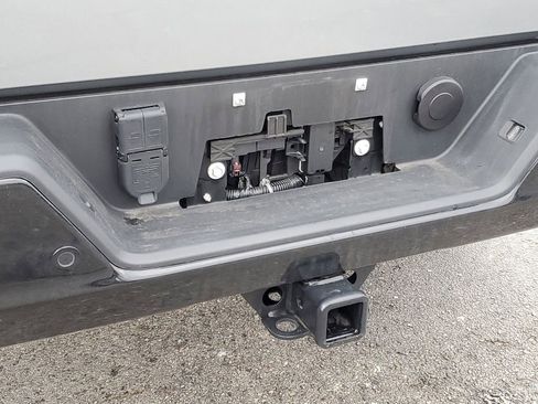 Used 2024 Chevrolet Silverado 1500 ZR2 image 34