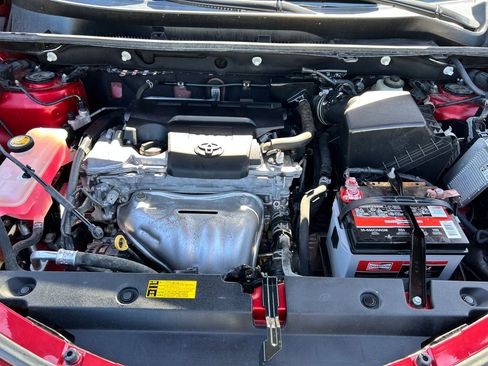 Used 2014 Toyota RAV4 Limited image 32