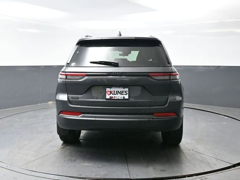 New 2026 Jeep Grand Cherokee Limited w/ Limited Altitude Package AWD/4WD image 8