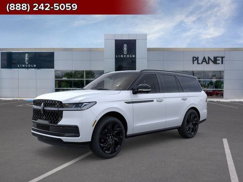 New 2026 Lincoln Navigator Black Label AWD/4WD image 1