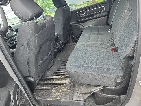 Used 2022 RAM 1500 Big Horn AWD/4WD image 10