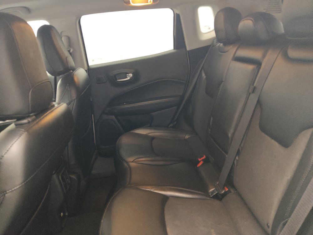 Used 2021 Jeep Compass Latitude w/ Sun and Sound Group FWD image 18