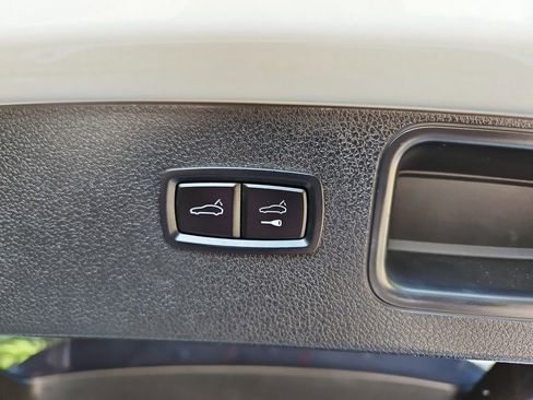 Used 2018 Porsche Macan GTS image 32