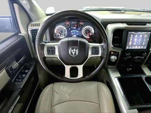 Used 2015 RAM 1500 Laramie RWD image 6