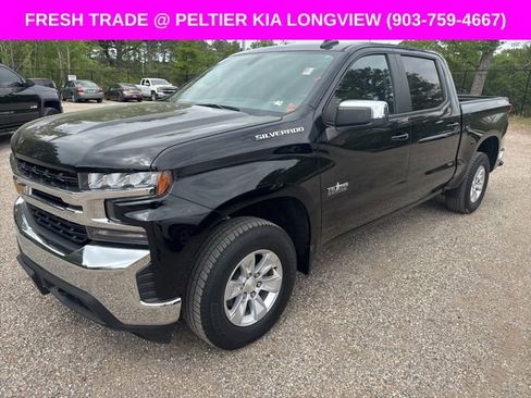 Used 2019 Chevrolet Silverado 1500 LT w/ Texas Edition AWD/4WD image 3