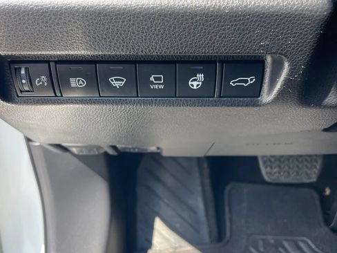 Used 2019 Toyota RAV4 Limited w/ Advanced Technology Package FWD image 23