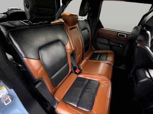 Used 2024 Ford Bronco Outer Banks AWD/4WD image 18