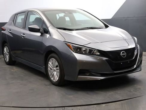 Used 2024 Nissan Leaf S image 2