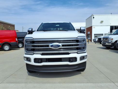 New 2026 Ford F250 Platinum AWD/4WD image 2