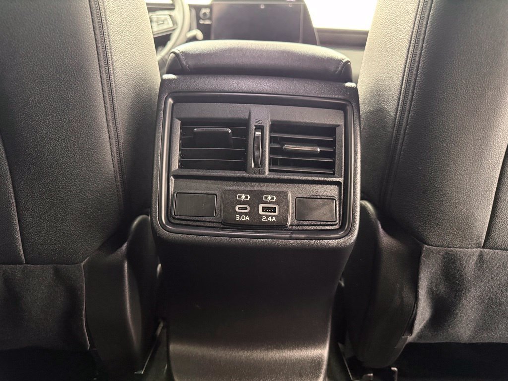 Used 2026 Subaru Outback Premium AWD/4WD image 31