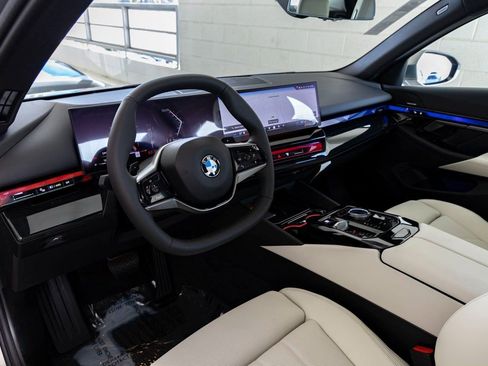 New 2026 BMW 530i w/ Convenience Package image 16