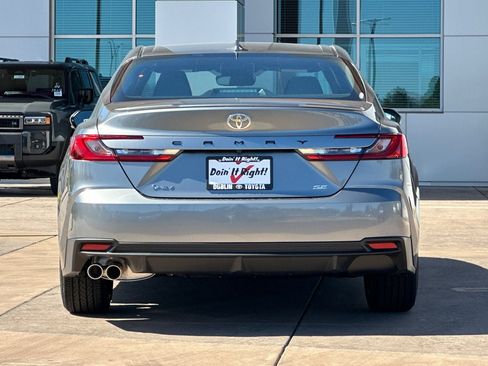 New 2026 Toyota Camry SE FWD image 5