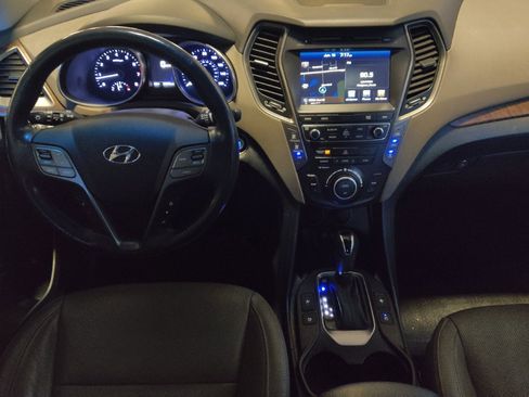 Used 2018 Hyundai Santa Fe Limited w/ Cargo Package FWD image 22