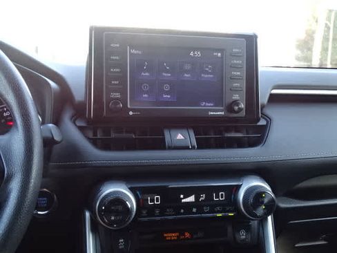Certified 2022 Toyota RAV4 XLE w/ Convenience Package FWD image 27