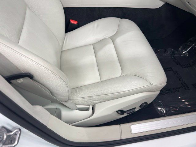 Used 2021 Volvo S60 T5 Momentum w/ Advanced Package FWD image 22