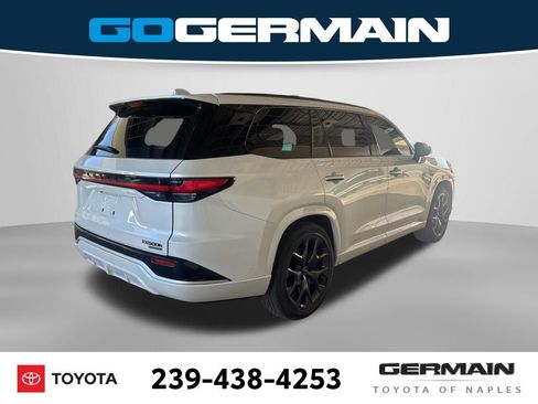 Used 2025 Lexus TX 500h AWD w/ Technology Package image 11
